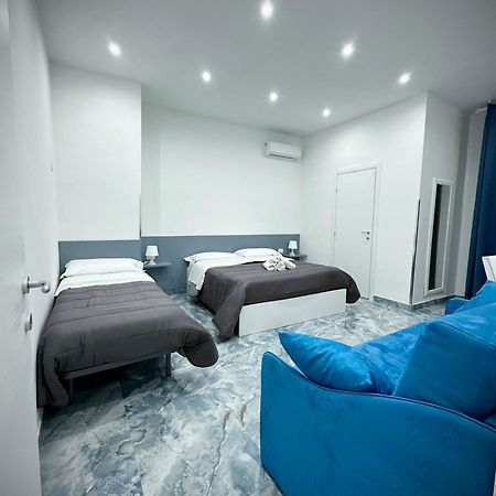 Marvit Central Luxury Naples Luaran gambar