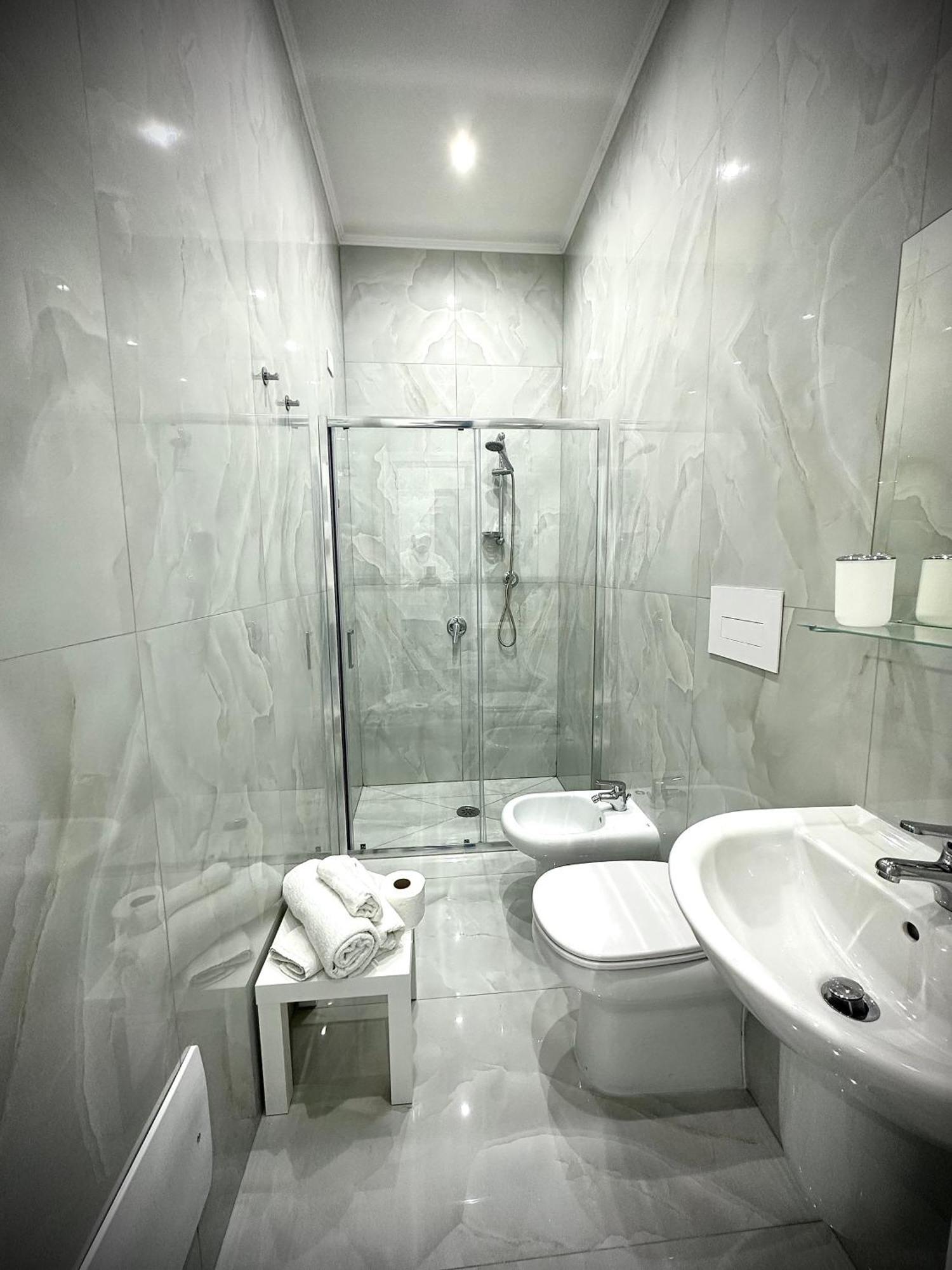 Marvit Central Luxury Naples Luaran gambar